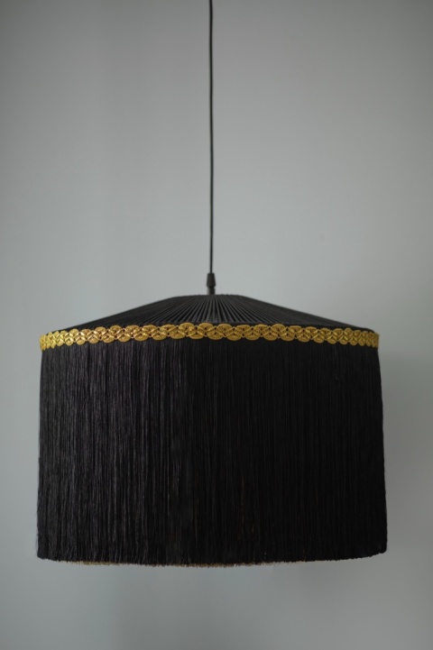 Lampa wisząca LIPSTA 2 z frędzlami czarno złota