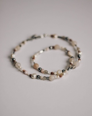 Naszyjnik koralikowy BABYCINNO 39 cm unisex perłowo beżowy