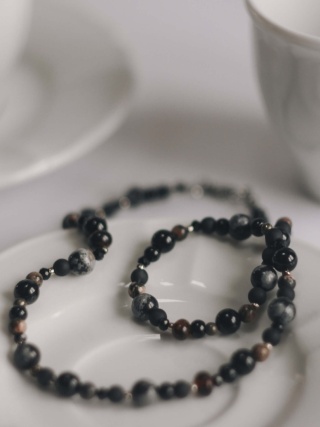 Naszyjnik koralikowy COLD BREW 41 cm unisex czarny