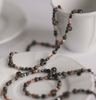 Naszyjnik koralikowy ESPRESSO 41 cm unisex brąz