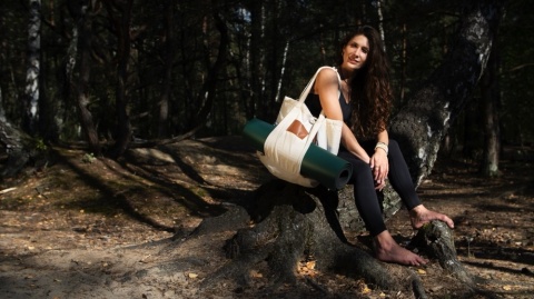 Torba sportowa z opcja transportu maty do jogi TANSY Cream