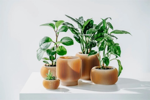 Bezprzewodowa lampa stołowa na dotyk z unikatowym włącznikiem brązowy