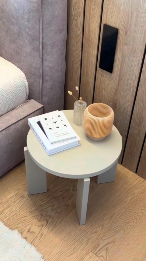 Bezprzewodowa lampa stołowa na dotyk z unikatowym włącznikiem brązowy