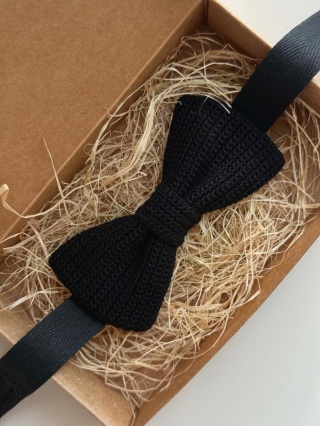 Muszka dziecięca szydełkowa bawełniana czarna