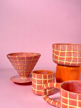 Kubek Krzywusek 160 ml pomarańczowo - różowy