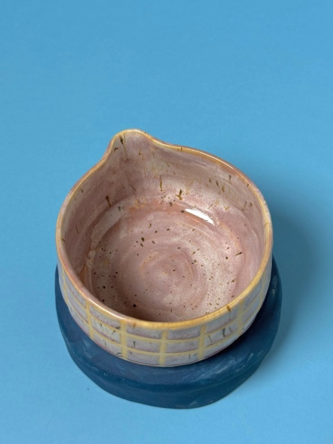 Miseczka do matchy z dziubkiem (Matchawan) Malinowa chmurka