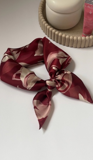 Szalik jedwabny №72 RYTM burgundowy