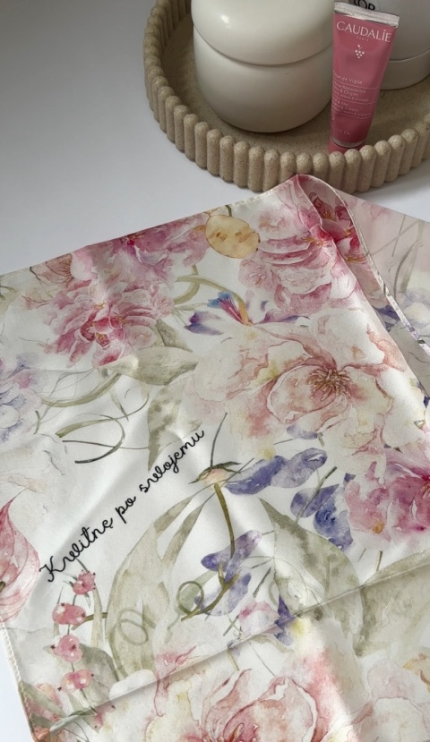 Szalik jedwabny №75 KWITNĘ PO SWOJEMU kwiatowy