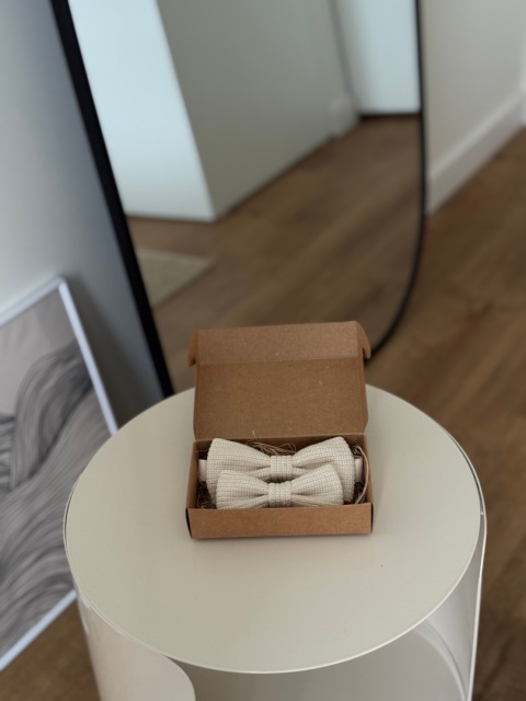 Zestaw muszek szydełkowych bawełnianych męska + dziecięca ecru