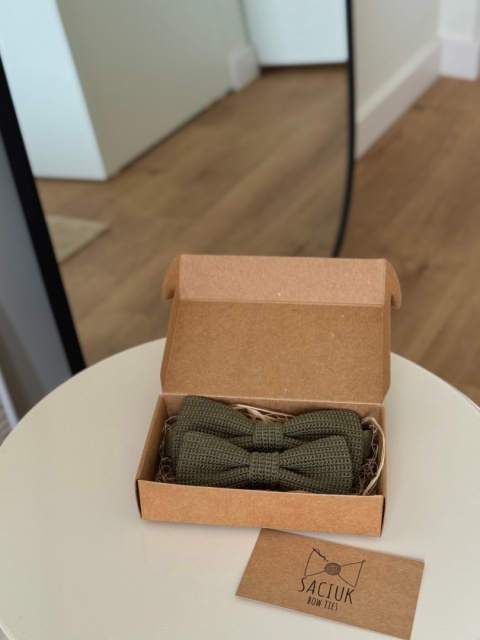 Zestaw muszek szydełkowych bawełnianych męska + dziecięca khaki