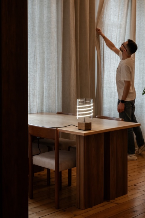 Lampa stołowa dekoracyjna SPRING lite drewno