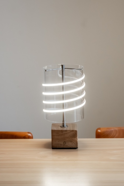 Lampa stołowa dekoracyjna SPRING lite drewno