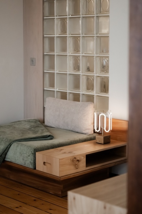 Lampa stołowa dekoracyjna WAVE lite drewno