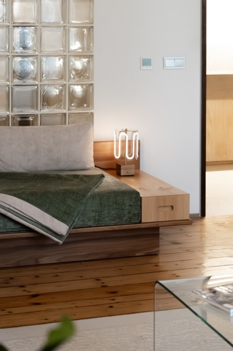 Lampa stołowa dekoracyjna WAVE lite drewno