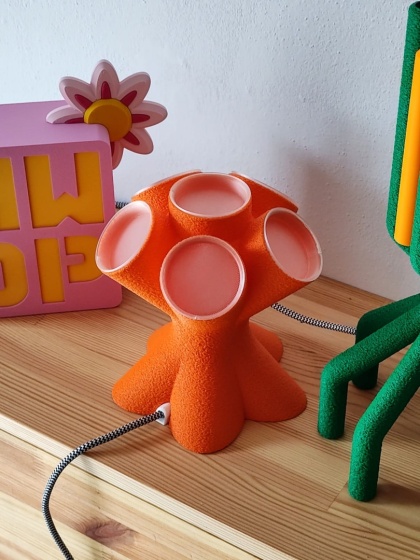 Lampka nocna KALAFIOR 18 cm pomarańczowa do sypialni, pokoju dziecka