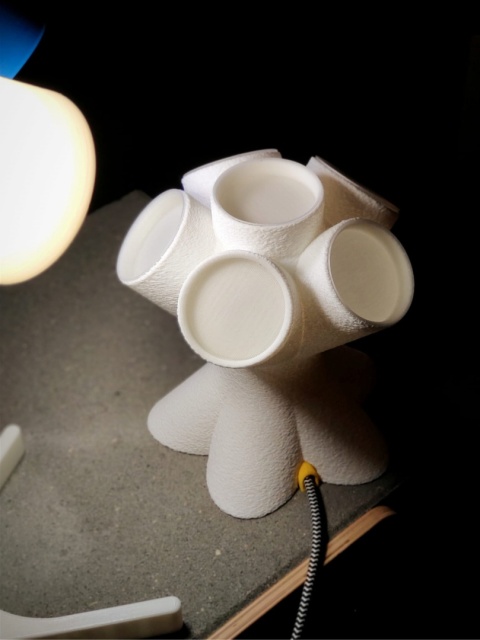 Lampka nocna KALAFIOR 18 cm czerwona