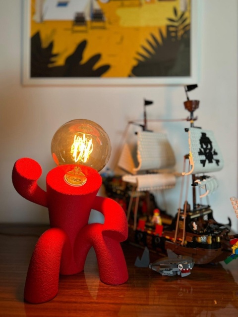 Lampka nocna ŚWIATŁOZIOM ludzikowata blady róż