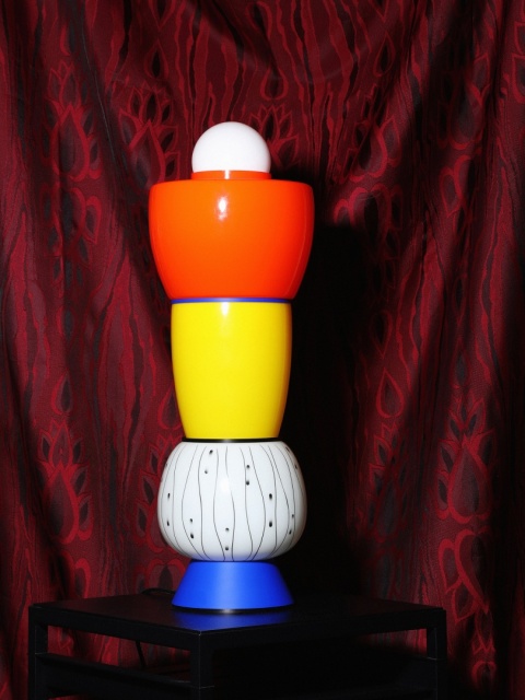 Lampa dekoracyjna TOTA VI stojąca artystyczna kolorowa