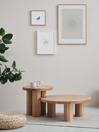 Stolik kawowy COLONNA Large 30 x 80 cm dębowy nowoczesny jasny