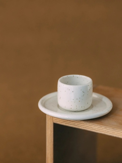 Czarka ceramiczna PopUp 80 ml ze spodkiem szkliwiona porcelana do kuchni