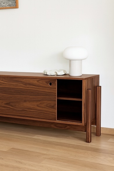 Kredens PIANO elegancka komoda do salonu dąb jasny