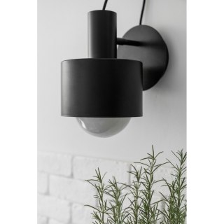 Lampa ścienna ENKEL W czarna regulowana do salonu, korytarza lub sypialni
