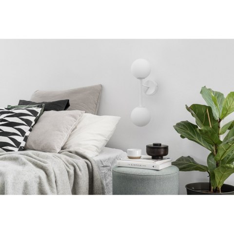 Lampa ścienna KOP B biała do salonu, korytarza lub sypialni