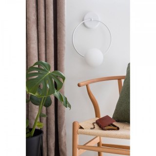 Lampa ścienna FUPPU B biała do salonu, korytarza lub sypialni