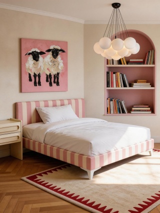 Łóżko dziecięce CANDY STRIPES PINK tapicerowane z zagłówkiem w różowe pasy do pokoju dziecka