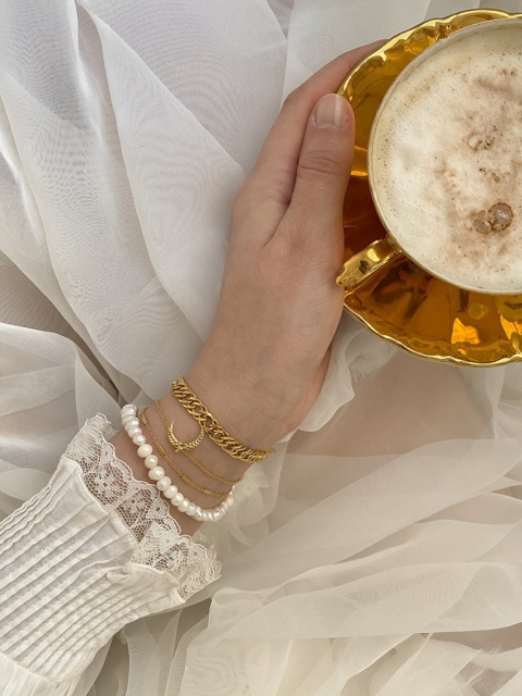 Bransoletka damska srebrna łańcuszkowa elegancka dla kobiet