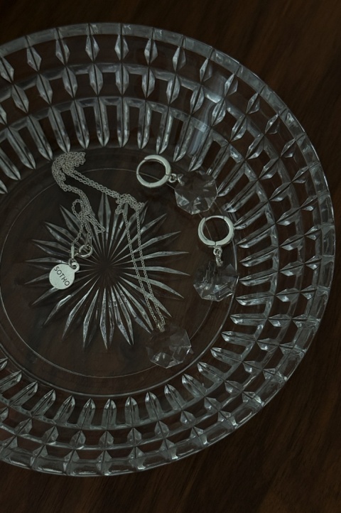Naszyjnik damski srebrny z bezbarwnym kryształem SWAROVSKI® CRYSTAL elegancki dla kobiet