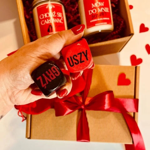 Zestaw prezentowy na randkę z kuponami i grą