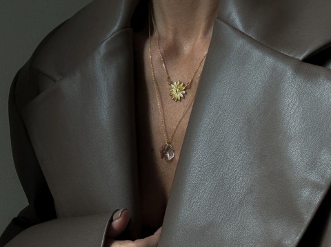 Naszyjnik damski złoty z bezbarwnym kryształem SWAROVSKI® CRYSTAL elegancki dla kobiet