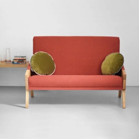 Sofa ENI dwuosobowa z litego drewna nowoczesna do salonu