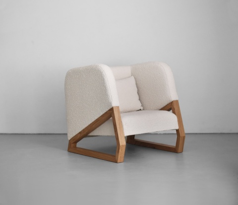 Fotel tapicerowany ZGRAB lite drewno elegancki do salonu