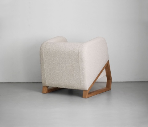 Fotel tapicerowany ZGRAB lite drewno elegancki do salonu