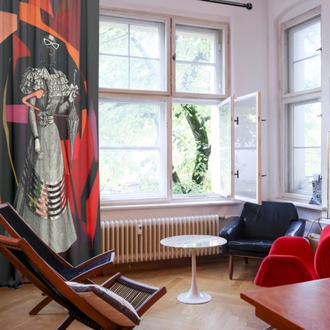 Komplet 2 szt zasłon zaciemniających SENIORITA welurowe designerskie z grafiką