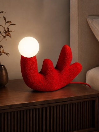 Lampka stojąca MOD No.3 designerska czerwona do salonu lub sypialni