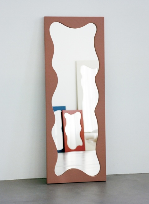 Lustro No. 3 designerskie 50 x 138 cm w nieregularnej ramie do salonu, łazienki, garderoby