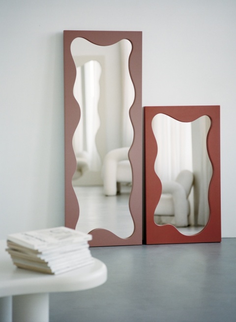 Lustro No. 3 designerskie 50 x 138 cm w nieregularnej ramie do salonu, łazienki, garderoby