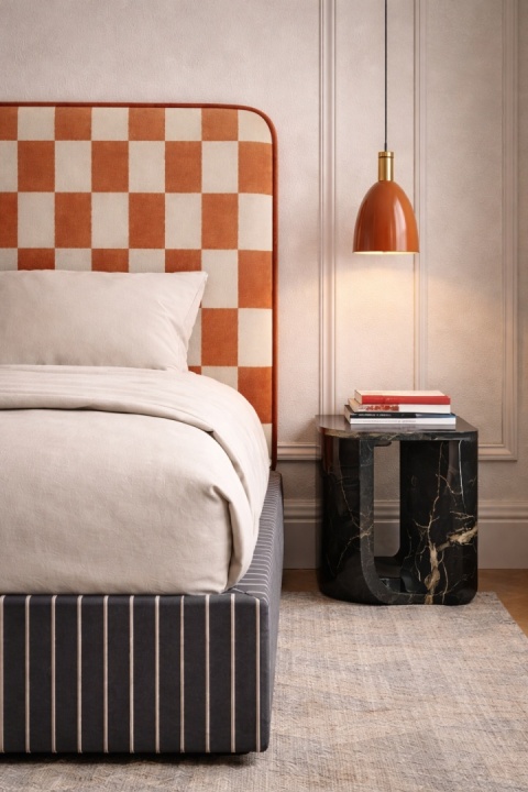 Łóżko tapicerowane DISSONANCE No.2 designerskie z zagłówkiem czarno pomarańczowe