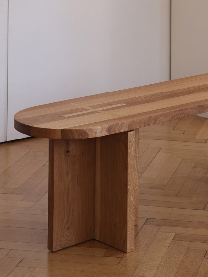 Ławka BENCH WOOD 140 x 35 cm dąb naturalny siedzisko do salonu lub jadalni