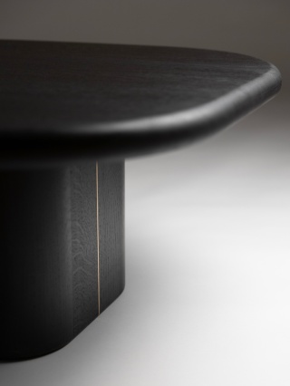 Stolik kawowy art deco 60 x 60 cm z miedzianą wstawką do salonu