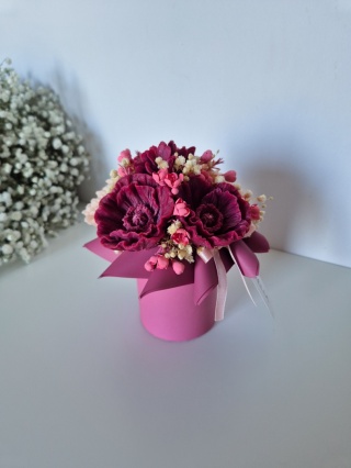 Flower Box S— bukiet kwiatów dekoracyjny | idealny na prezent różowy box