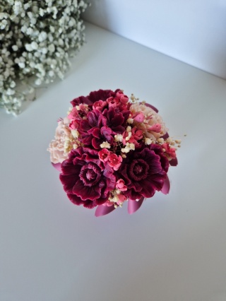 Flower Box S— bukiet kwiatów dekoracyjny | idealny na prezent różowy box