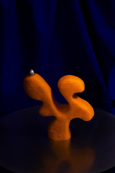 Rzeźba MOD - NOWO 15 x 17 cm limitowana biała