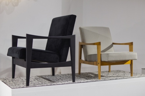 Fotel tapicerowany CK57 rama dąb naturalny brązowy