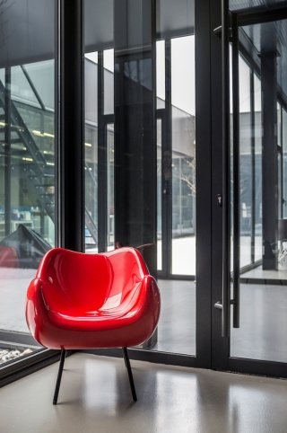 Fotel RM58 CLASSIC czerwony