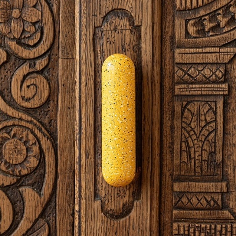 Uchwyt Meblowy Loren Yellow & B&W Melange