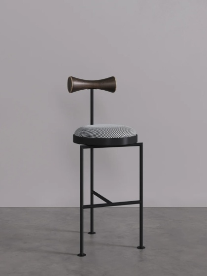 Hoker tapicerowany VELNO designerski metal i drewno kratka do jadalni